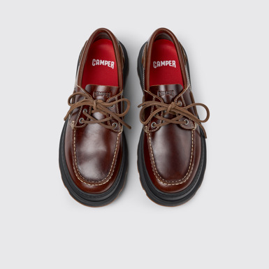 Brutus+ Mocasines marrones de piel para hombre.