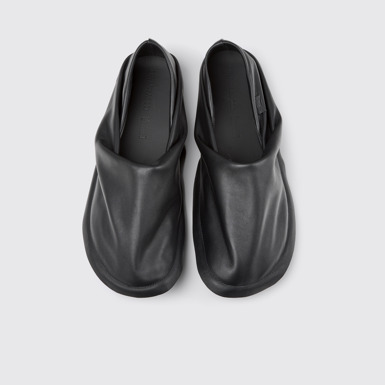 Overhead view of Camper x ISSEY MIYAKE - Peu Form Black Leather Shoes for Men.