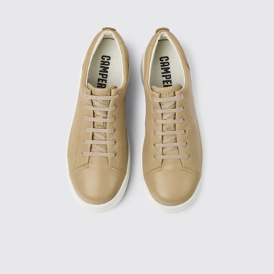 Runner Up Sneakers beige de piel para mujer