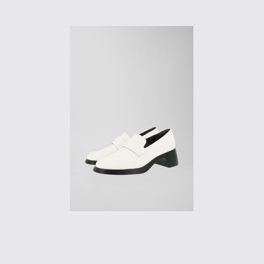 Overhead view of Trisha - ReWalk Good | <b>Very Good</b>  | Like New