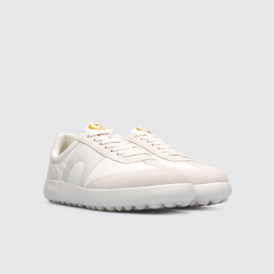 Front view of Pelotas XLite White sneaker for women