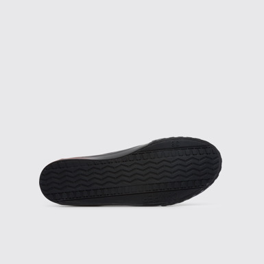 The sole of Camaleon Black sneaker for women