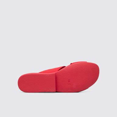 The sole of Minikaah Red sandal for women