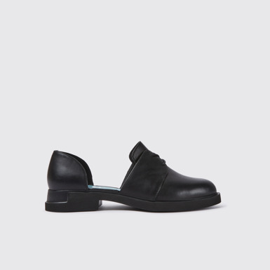 Side view of Twins Black leather shoes