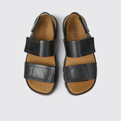 Brutus Sandal 여성 블랙 컬러 가죽 샌들 상품컷