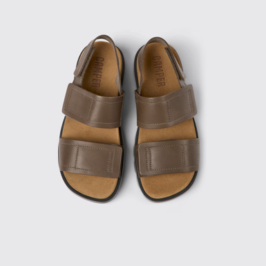 Brutus Sandal 여성 브라운 컬러 가죽 샌들 상품컷