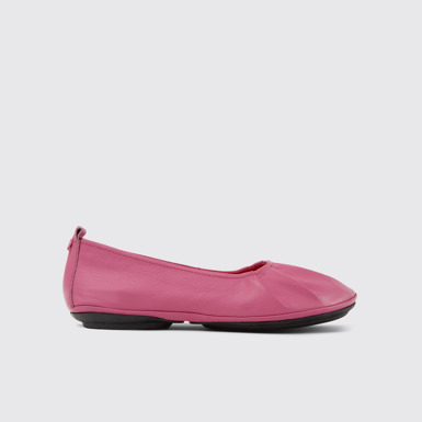 Side view of Right Pink leather ballerina flats for women