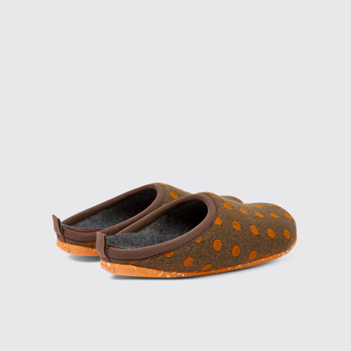 Wabi Pantuflas cafés y naranjas de lana para mujer