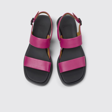 Dana 女裝酒紅色皮革涼鞋。