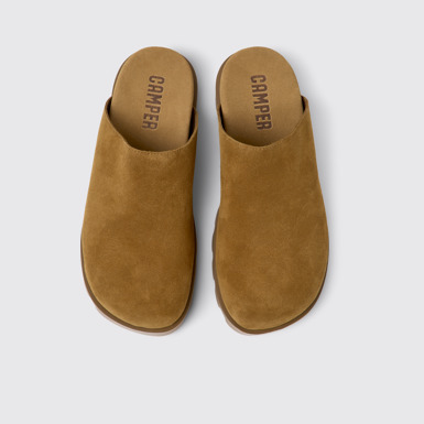 Overhead view of Brutus Sandal Brown leather clogs for women