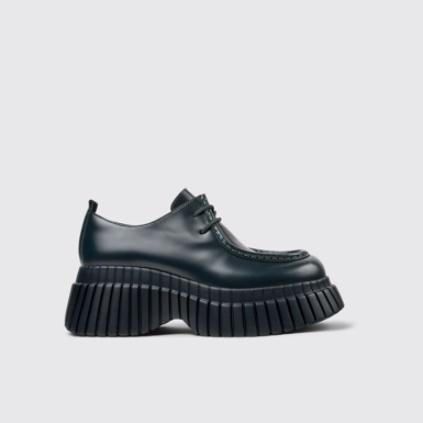Side view of BCN Green leather shoes for women