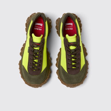 Karst Trek - GORE-TEX 女裝啡綠色織物磨砂革運動鞋。