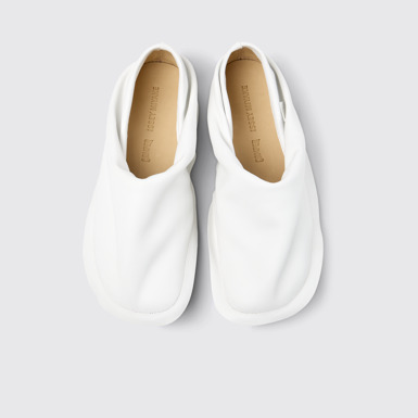 Overhead view of Camper x ISSEY MIYAKE - Peu Form White Leather Shoes for Women.