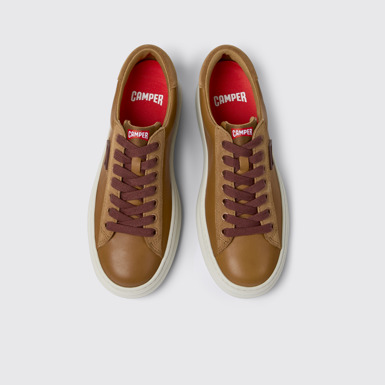 Runner 女裝啡色皮革及磨砂革運動鞋。