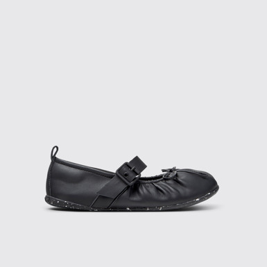 Side view of Wabi Black Leather Ballerinas for Women.