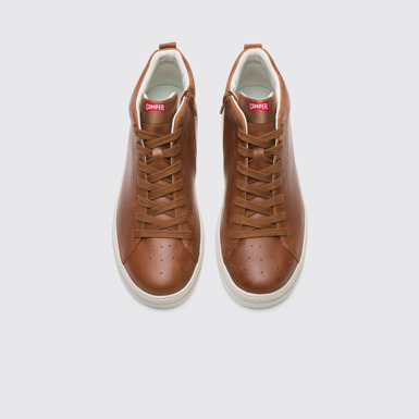 Overhead view of Runner Men's brown ankle boot