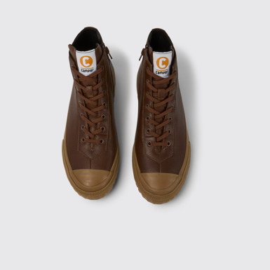 Overhead view of Camaleon Brown leather boots for men