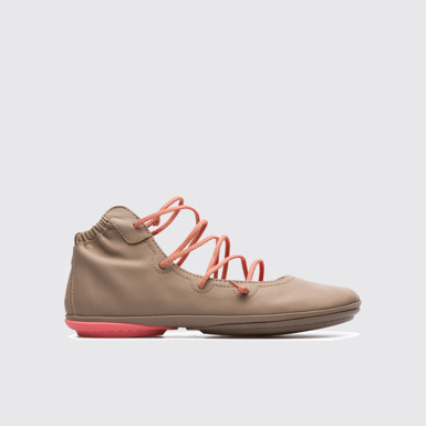 Side view of Right Beige Ballerinas for Women