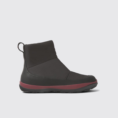Side view of Peu Pista Black recycled PET and leather boots for women