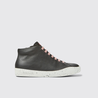 Side view of Peu Touring Black leather sneakers for women