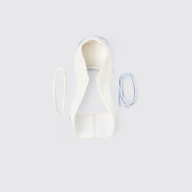 Overhead view of ROKU Shoe Uppers White uppers (x2) for your right and left shoes.