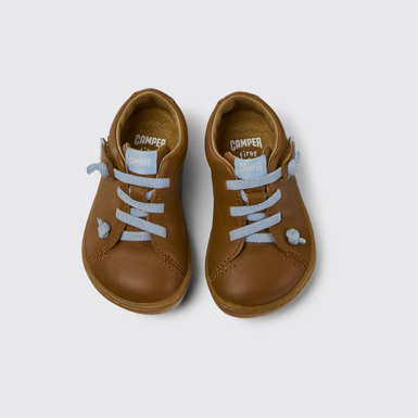 Overhead view of Peu Brown leather shoes for kids