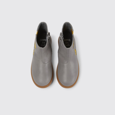 Overhead view of Duet Gray leather ankle boots