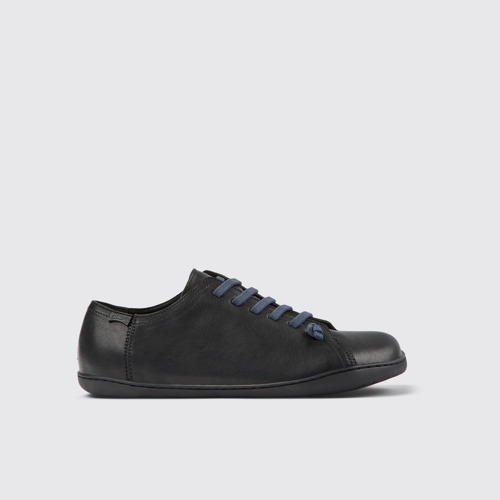 Image of Peu Zapatos de piel vegetal negra para hombre.
