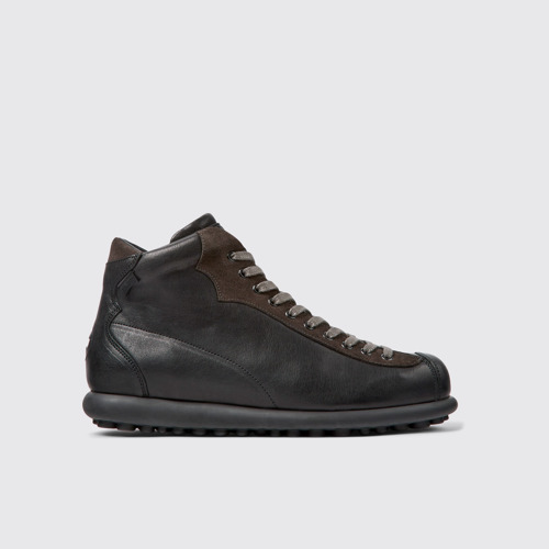 Image of Side view of Pelotas Multicolor Vegetable Tanned Leather Ankle Boots for Men.