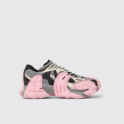 Image of Tormenta Gray and Black-White Textile Sneakers modelin yandan görünümü