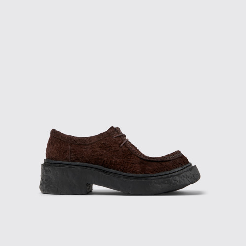 Side view of Vamonos Gray Nubuck Lace-Up Shoes