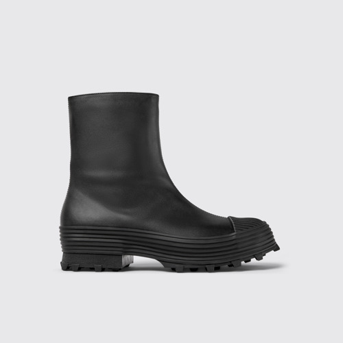 Image of Side view of Traktori Black Leather Boots