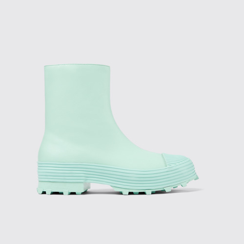 Side view of Traktori Light green leather boots