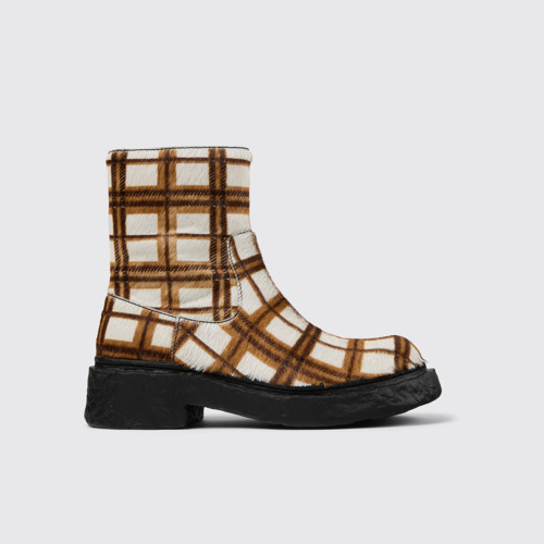 Side view of CAMPERLAB VAMONOS Cream-brown tartan hair-on-leather boots