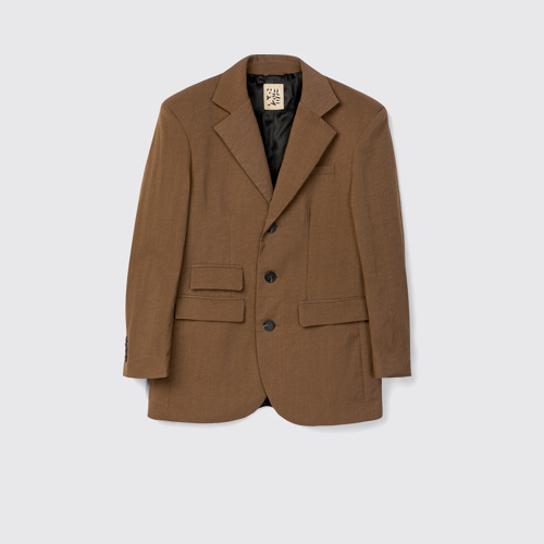 Tailored Blazer Brown ECONYL® Suit Blazer modelin yandan görünümü