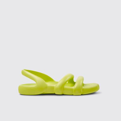 Image of Kobarah Flat Yellow Men's Sandal. modelin yandan görünümü