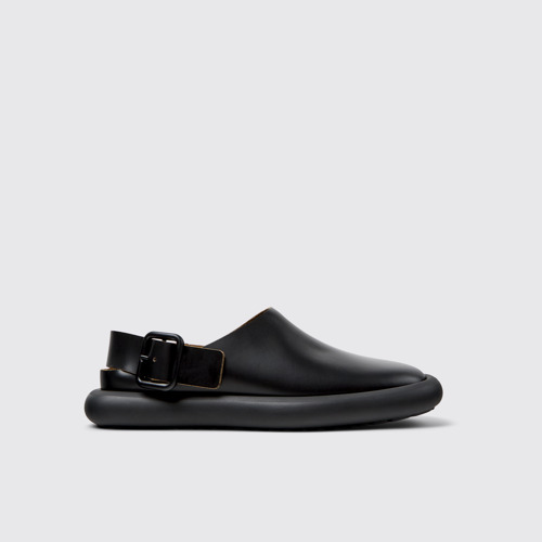 Image of Side view of Onda Black Leather Sandals for Women.