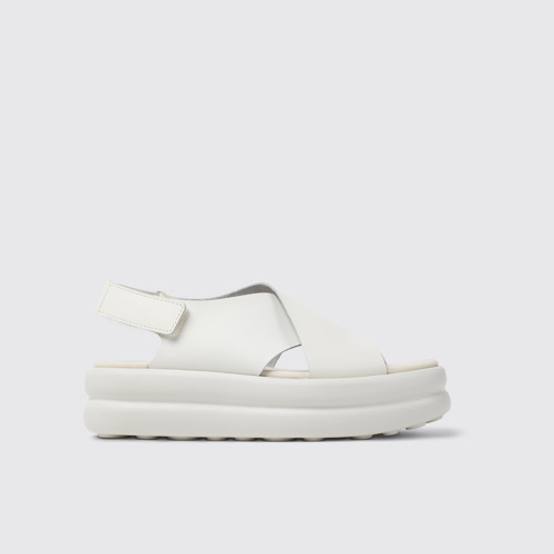 Image of Pelotas Flota Up White Leather Sandals for Women. modelin yandan görünümü
