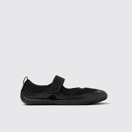 Image of Path Sneakers de piel negras para mujer.