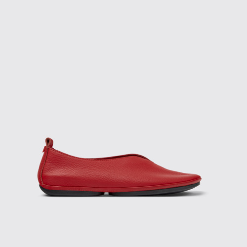 Side view of Right Nina Red Leather Ballerinas for Women.