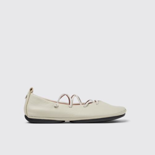 Image of Side view of Right Nina Gray Leather Ballerina Shoes for Women.