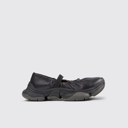 Karst 2 Baskets en cuir noires Pour femme.