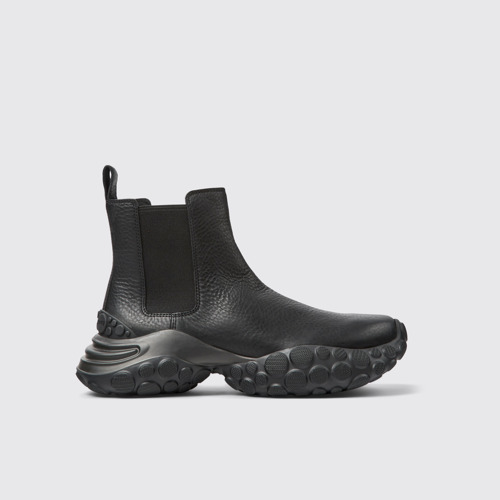 Image of Side view of Pelotas Mars Black responsibly raised leather ankle boots