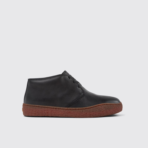 Image of Side view of Peu Terreno Black Leather Ankle Boots for Men.