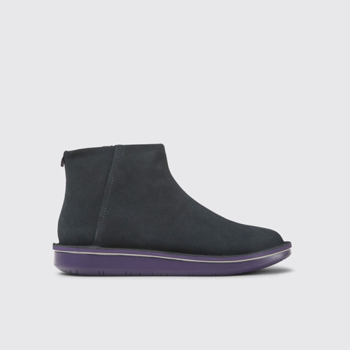 Image of Side view of Formiga Gray Nubuck Ankle Boots for Women.