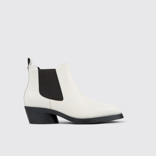 Image of Bonnie Bota Chelsea de piel blanca para mujer