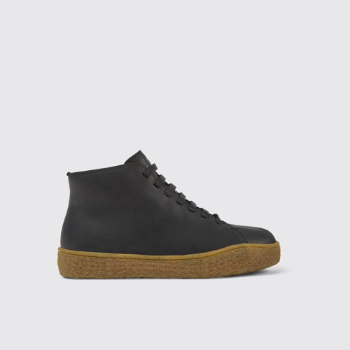 Side view of Peu Terreno HYDROSHIELD® Black leather shoes for women