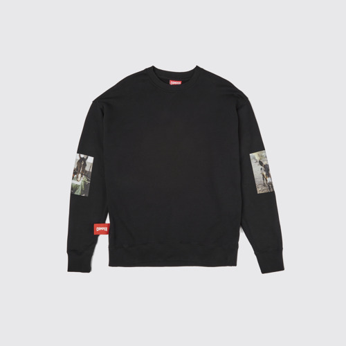 Side view of Sweatshirt Black sweatshirt with donkey print
