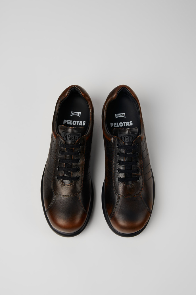 Overhead view of Pelotas Black-brown leather shoes for men