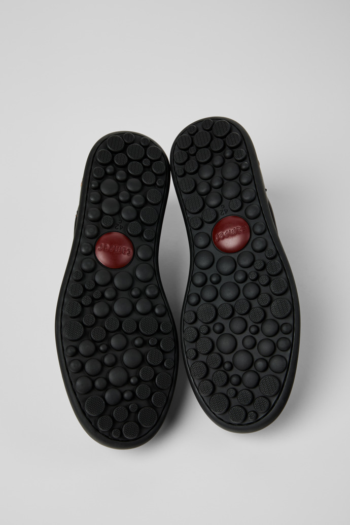 The soles of Twins Black Vegetable-Tanned Leather Shoes for Men.